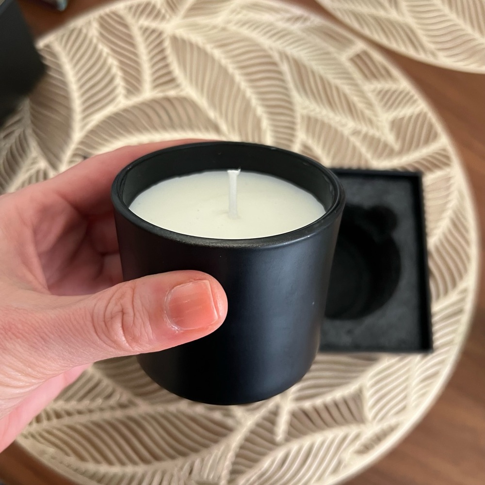 Curimama Black and Gold Scented Candle with Butterflies